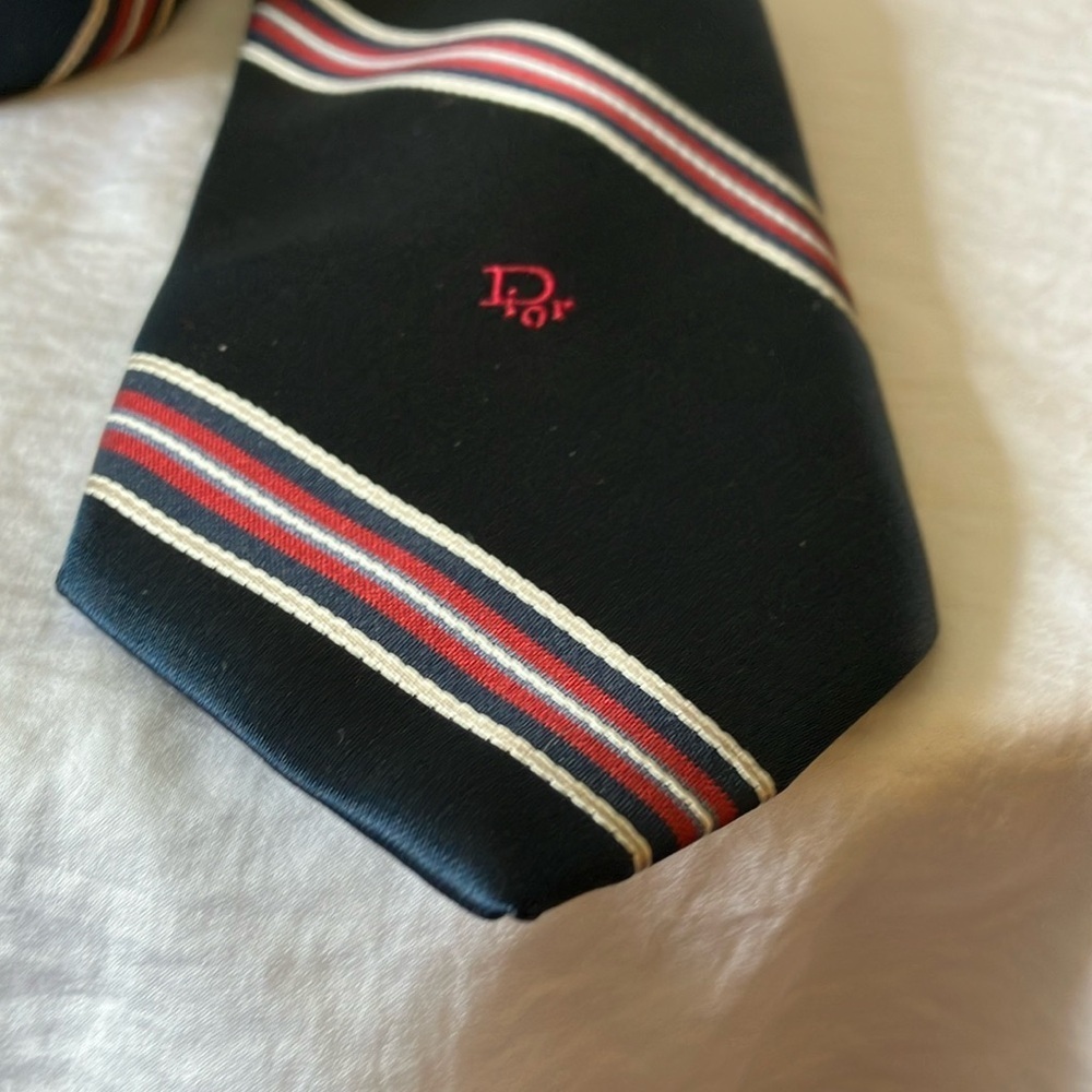 Christian Dior: Classic Navy Striped Tie- Made in USA - Picture 14 of 16